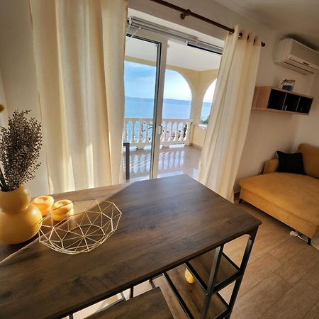 Apartamento Lucija Karlobag Exterior foto